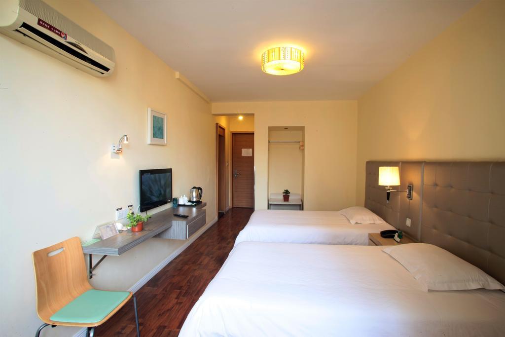 Qingdao Renjia Bussiness Hotel Εξωτερικό φωτογραφία